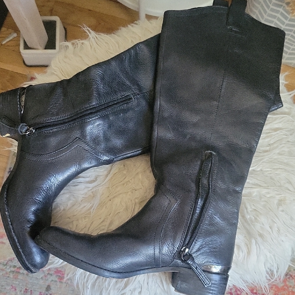 Louise et Cie Black Leather Studded Heel Boots